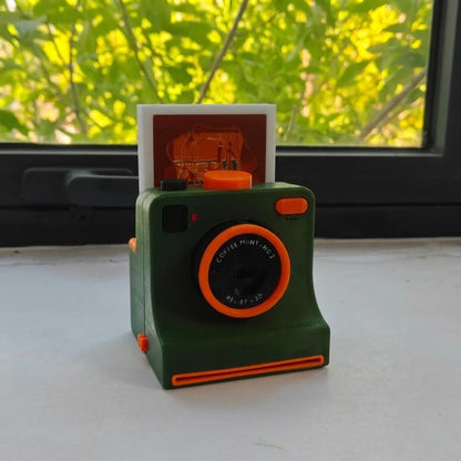 ☕ Latte Art Camera – Retro Coffee Stencil Gift